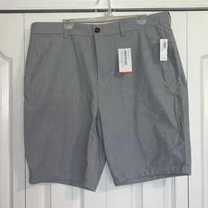 Men’s Old Navy Ultimate Slim Shorts